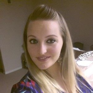 Meet your Posher, Macy